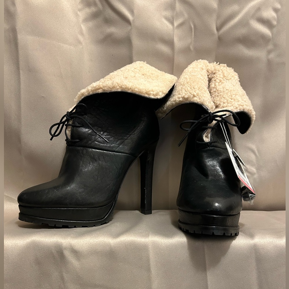 Women’s Zara Women Faux Fur Lace Front High Heel Platform Boots Sz. 39 ( NWT )